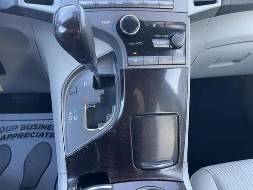 2012 Toyota Venza LE