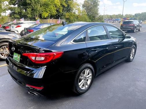 2016 Hyundai SONATA SE