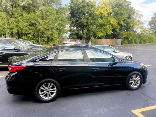 2016 Hyundai SONATA SE