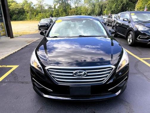2016 Hyundai SONATA SE