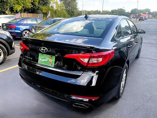 2016 Hyundai SONATA SE