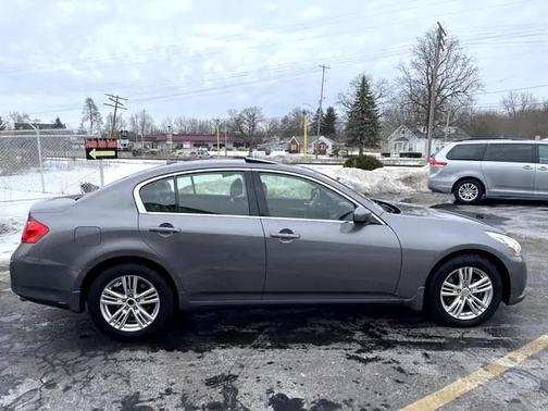 2012 INFINITI G25x Base