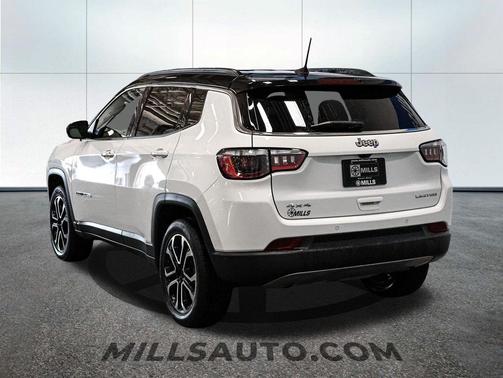Bright White Clearcoat 2024 Jeep Compass Limited