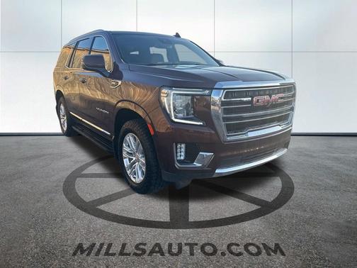 2023 GMC Yukon SLT