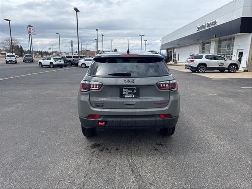 2023 Jeep Compass Trailhawk