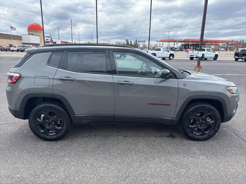 2023 Jeep Compass Trailhawk