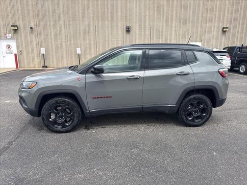 2023 Jeep Compass Trailhawk