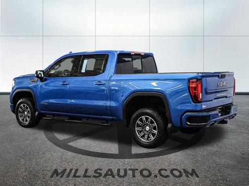 Dynamic Blue Metallic 2024 GMC Sierra 1500 AT4