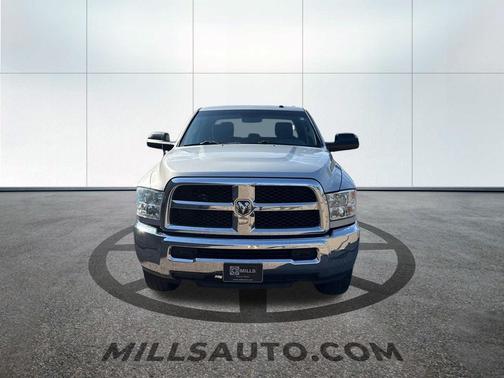 2017 RAM 2500 Tradesman Crew Cab 4x4 6'4' Box