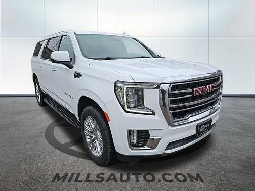 2023 GMC Yukon XL SLT