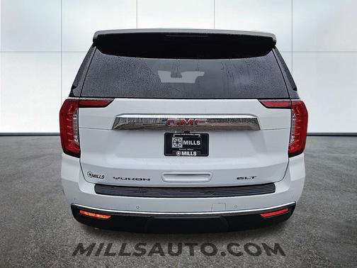 2023 GMC Yukon XL SLT