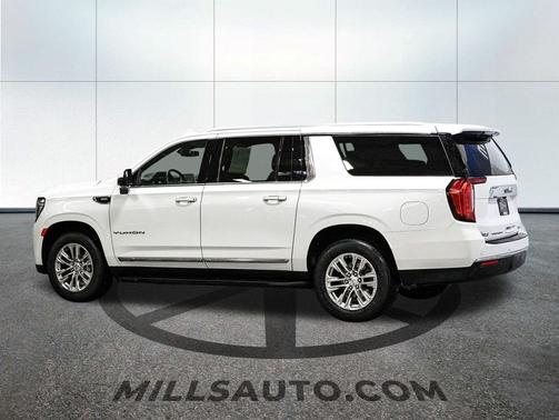 2023 GMC Yukon XL SLT