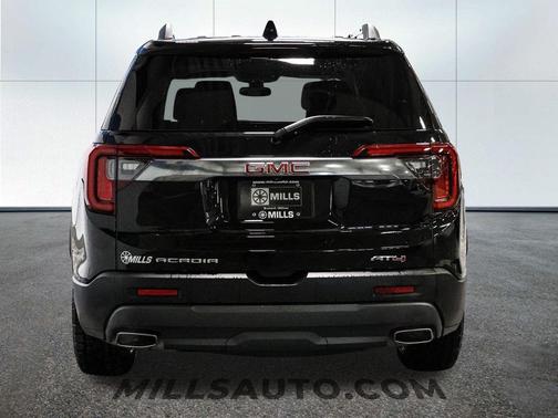 2023 GMC Acadia AWD AT4