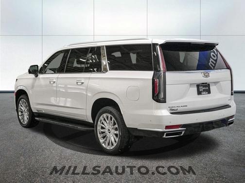 2023 Cadillac Escalade ESV Premium Luxury