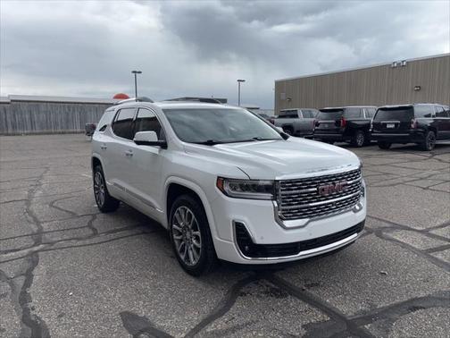 2023 GMC Acadia Denali