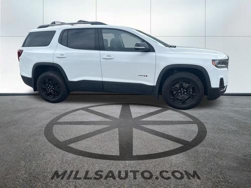 2023 GMC Acadia AWD AT4