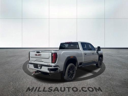 Thunderstorm Gray 2024 GMC Sierra 2500 AT4