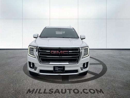 2022 GMC Yukon XL SLT