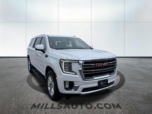 2022 GMC Yukon XL SLT