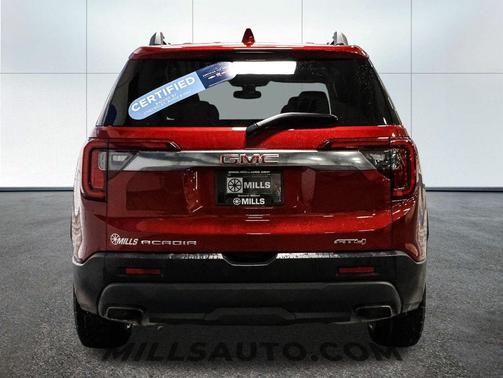 2023 GMC Acadia AWD AT4