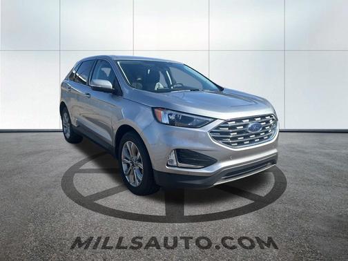 2023 Ford Edge Titanium