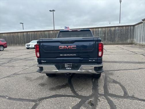2022 GMC Sierra 1500 SLE