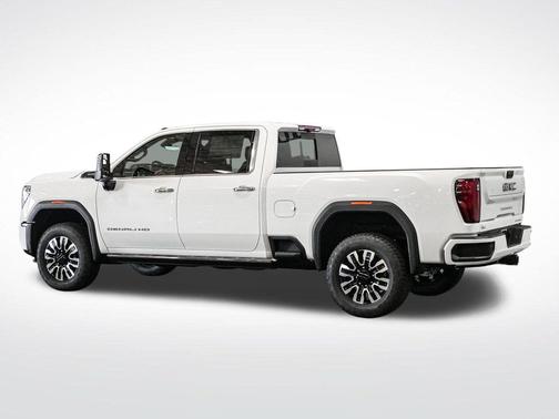 2025 GMC Sierra 3500 Denali