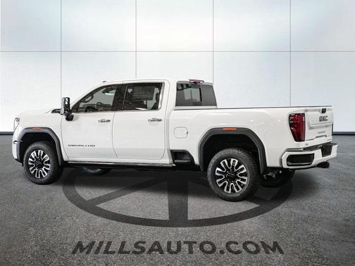 2025 GMC Sierra 3500 Denali