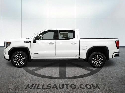 2024 GMC Sierra 1500 AT4