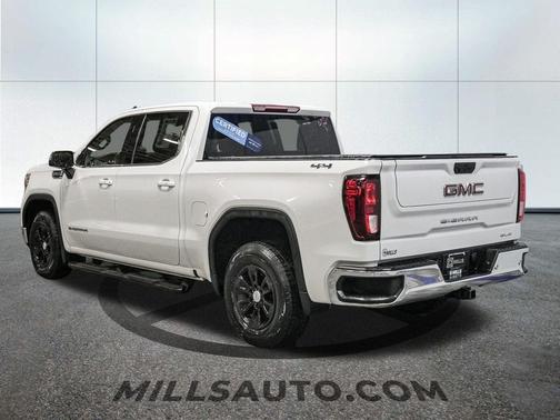 2022 GMC Sierra 1500 SLE