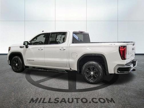 2022 GMC Sierra 1500 SLE