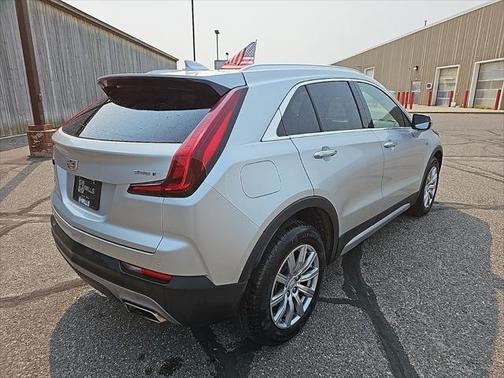 2022 Cadillac XT4 Premium Luxury