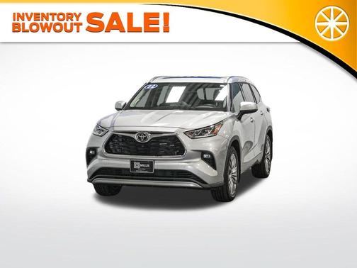 2022 Toyota Highlander Platinum