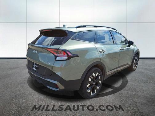 Jungle Green 2023 Kia Sportage X-Line