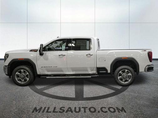 2026 GMC Sierra 3500 SLT