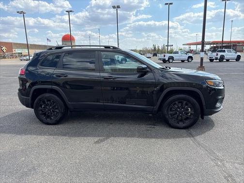 2023 Jeep Cherokee Altitude