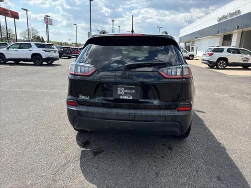 2023 Jeep Cherokee Altitude