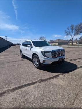 2025 GMC Acadia Denali