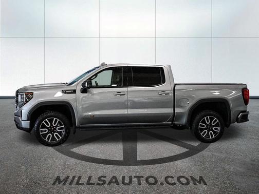 Sterling Metallic 2024 GMC Sierra 1500 AT4