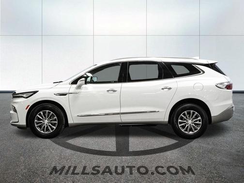 2022 Buick Enclave AWD Essence