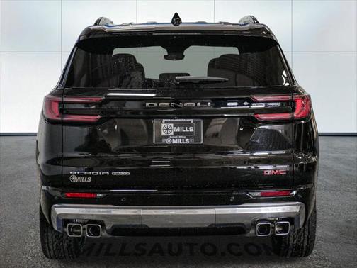 2025 GMC Acadia Denali