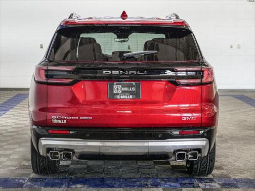 2025 GMC Acadia Denali