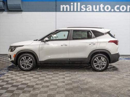 2022 Kia Seltos S