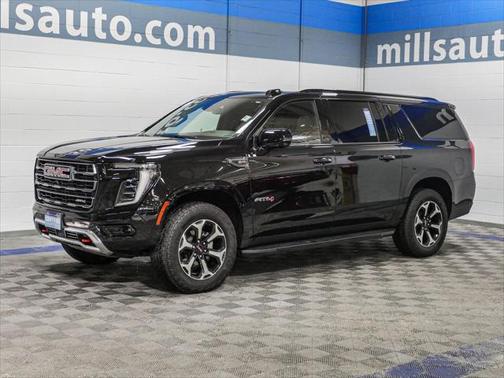 2025 GMC Yukon XL 4WD AT4