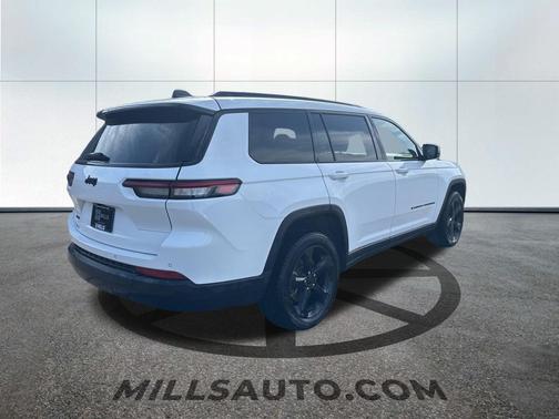 2023 Jeep Grand Cherokee L Altitude