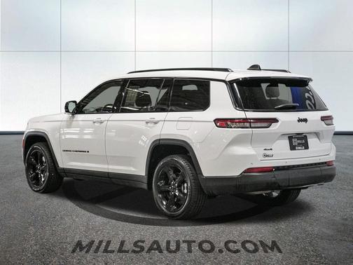 2023 Jeep Grand Cherokee L Altitude