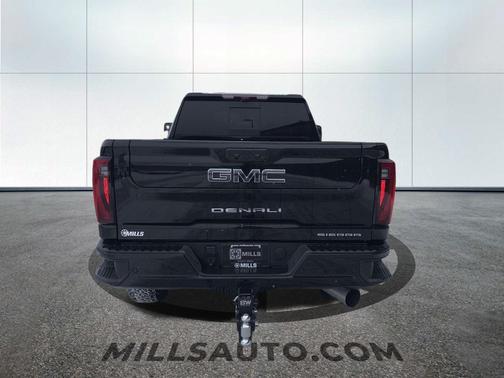 2025 GMC Sierra 3500 Denali