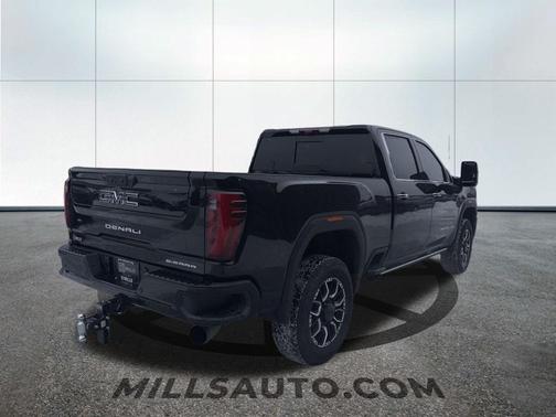 2025 GMC Sierra 3500 Denali