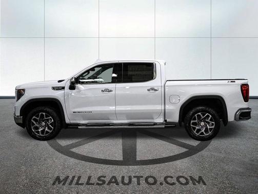 Glacier White Tricoat 2026 GMC Sierra 1500 SLT
