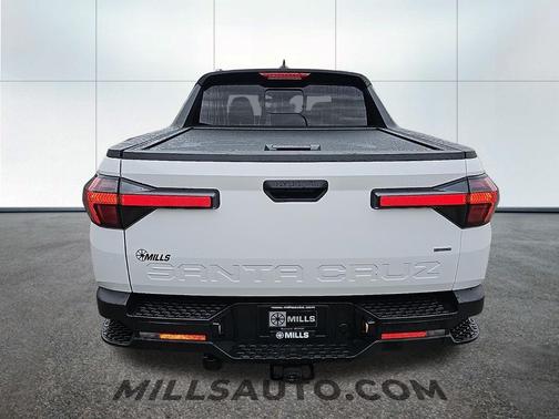 2025 Hyundai SANTA CRUZ SEL Activity